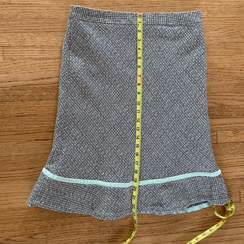 VTG Gap Tweed Wool Blend Flounce Skirt – Sage Grey Librarian Academia